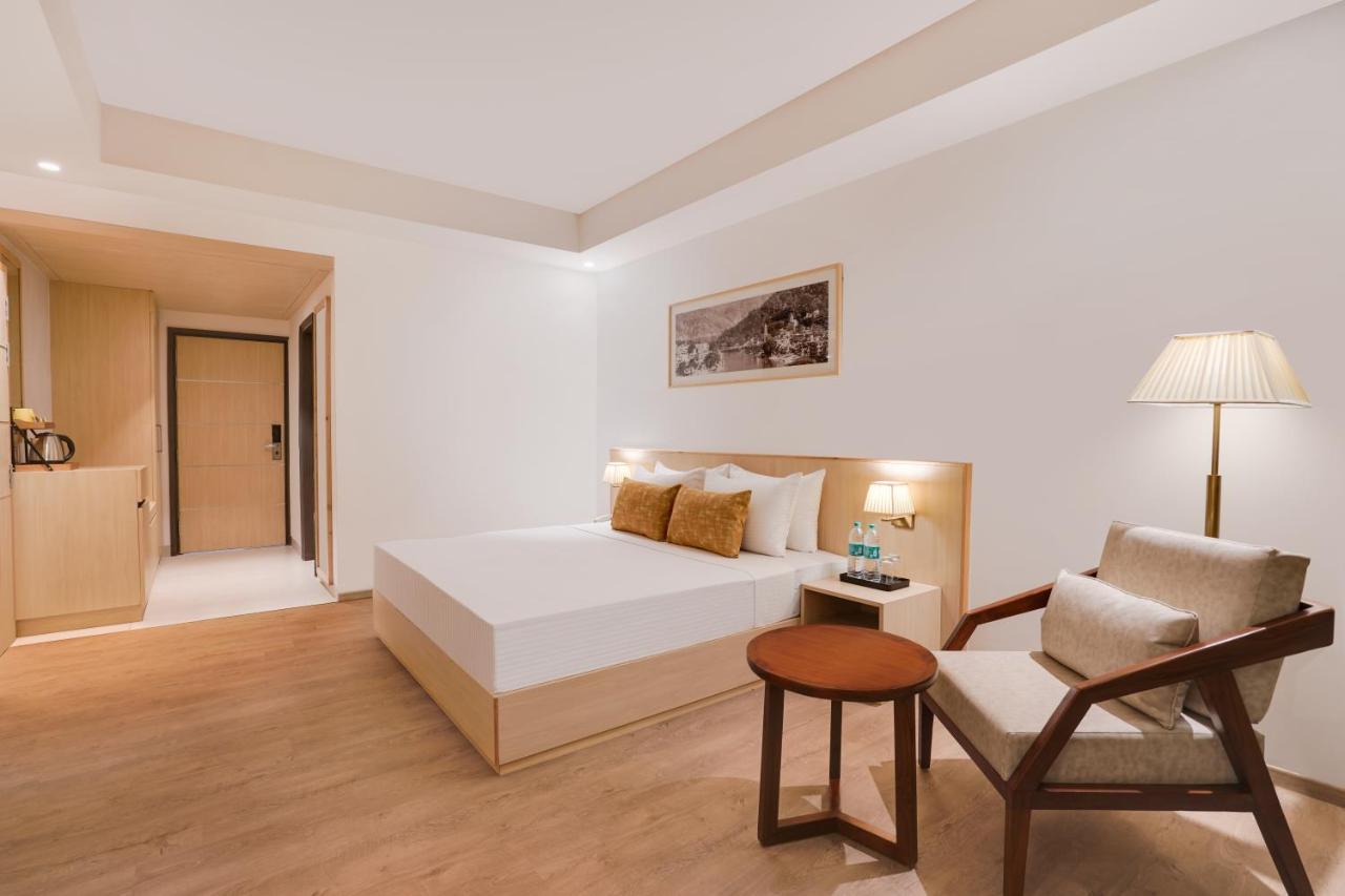 Lemon Tree Hotel, ハリドワール エクステリア 写真
