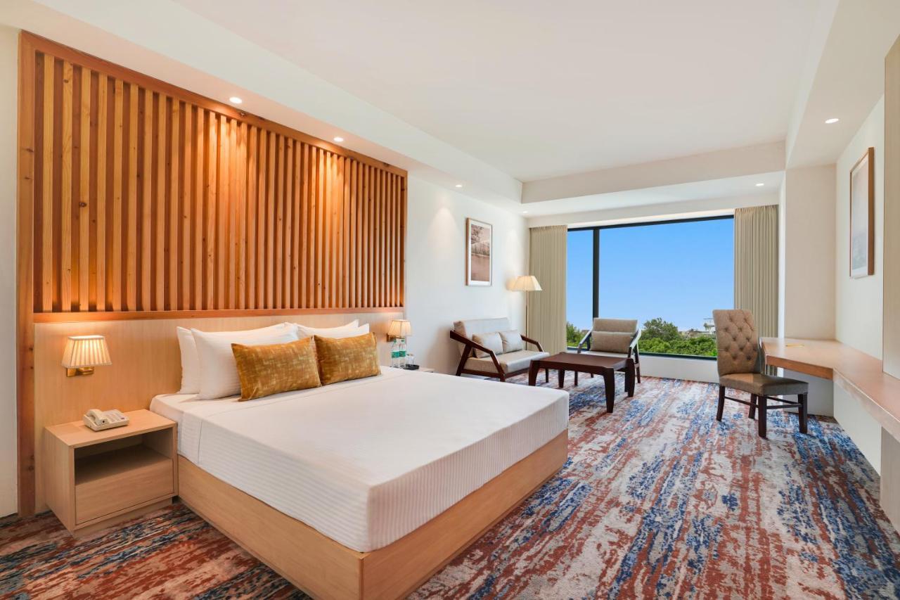 Lemon Tree Hotel, ハリドワール エクステリア 写真